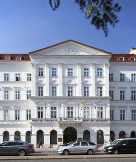 Webster Vienna Private University