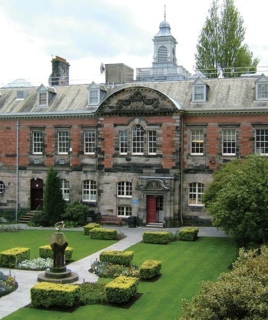 The University of Dundee
