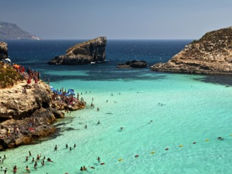 Ekskursii-na-Katere-Komino-Malta-min