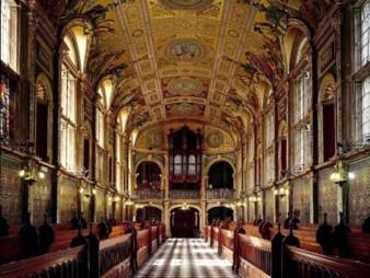 royal-holloway-university-of-london6-min