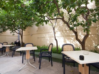 eurocentres-malta-patio-min